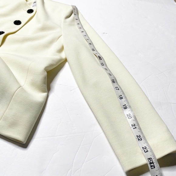 Henry Lee vtg long line structured Button Blazer Jacket Womens Sz 6 Ivory - Picture 9 of 9